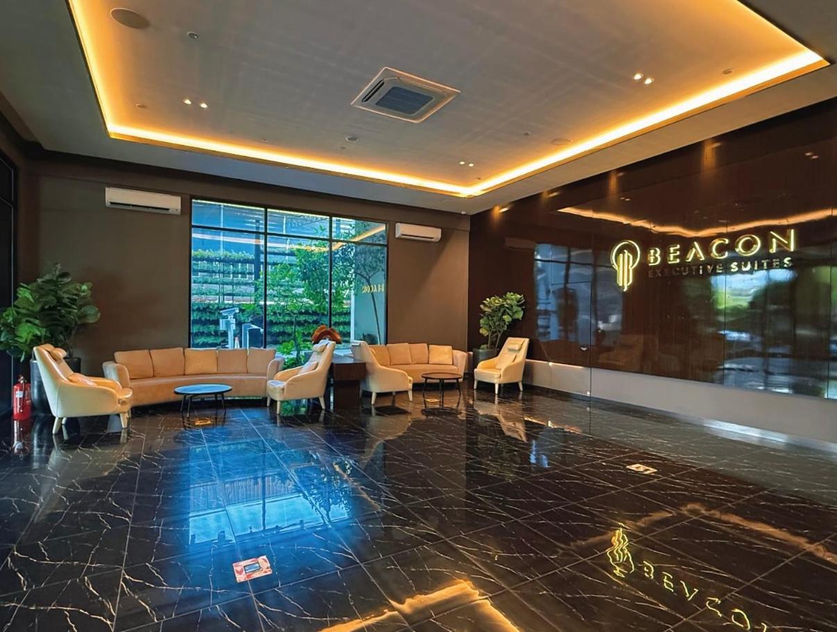 Beacon Executive Suite - City View - By Iz George Town Zewnętrze zdjęcie
