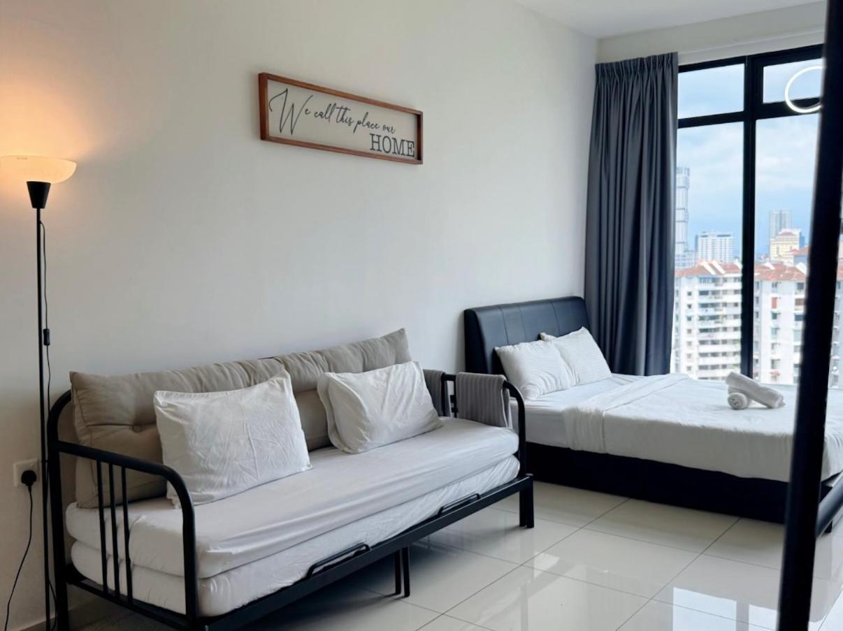 Beacon Executive Suite - City View - By Iz George Town Zewnętrze zdjęcie
